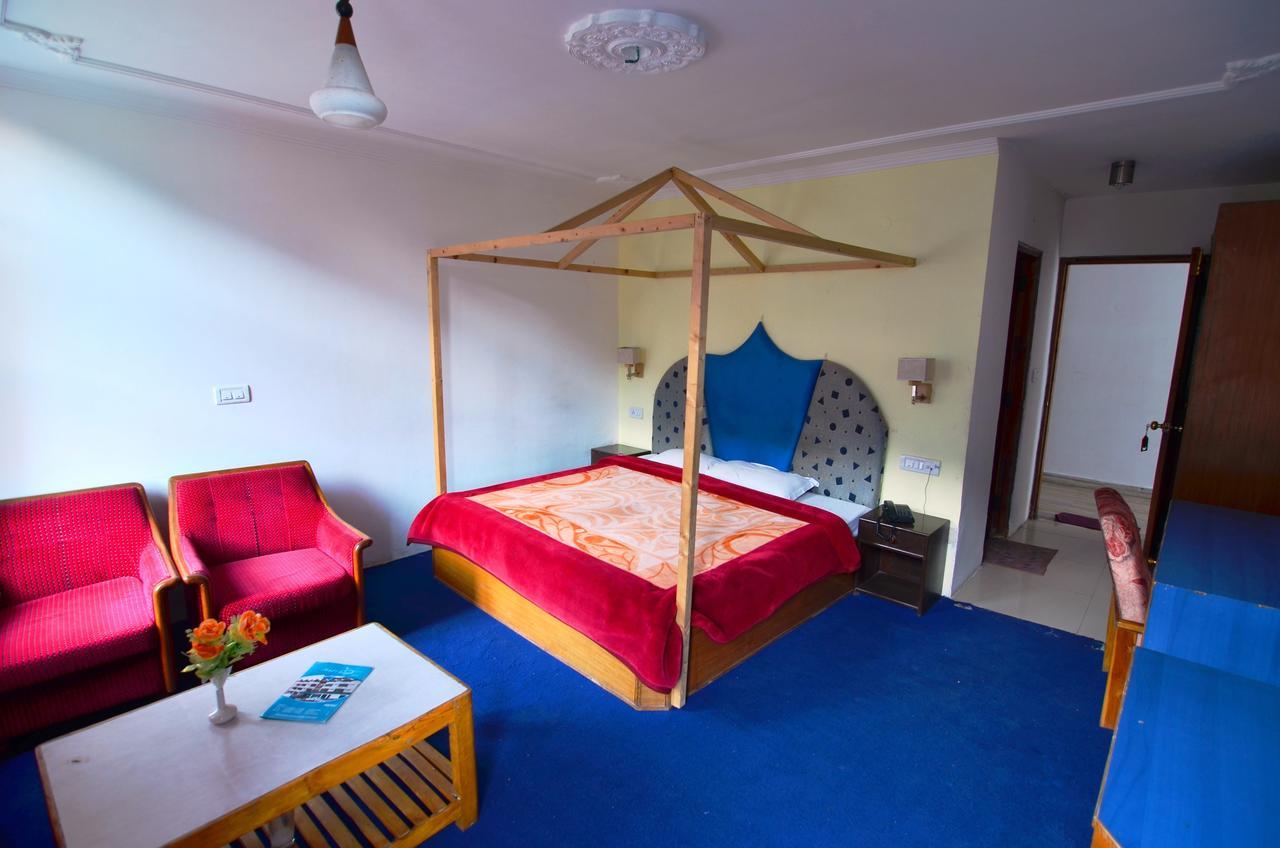 Hotel Seagull Manāli Rom bilde
